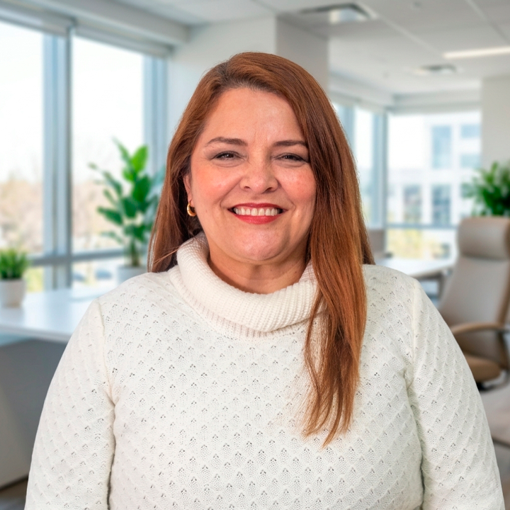 Fotografía de Alina Gómez Mejía, Secretaria General del Instituto Nacional para Ciegos