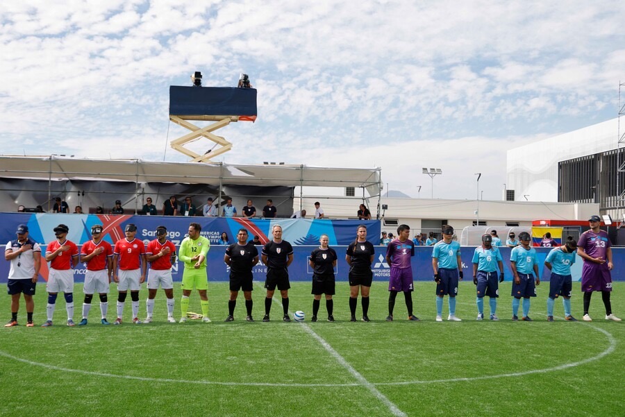 momento de los himnos imagen de la selecciòn colombia para ciegos