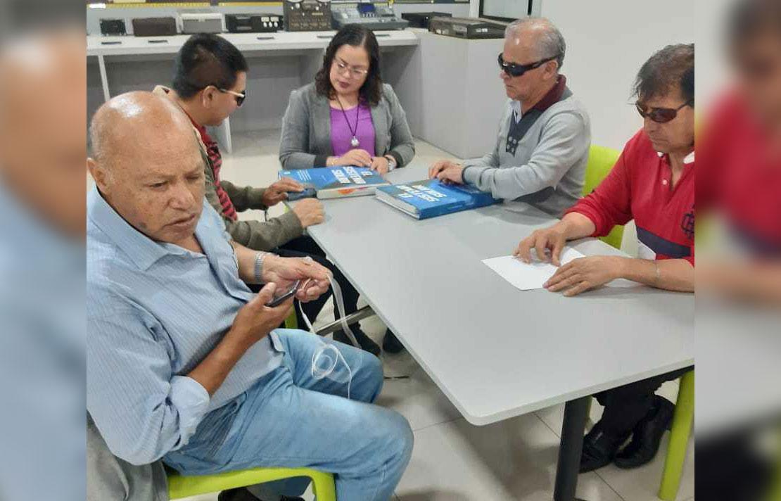 Fotografía, Personas asistentes al taller en el centro cultural