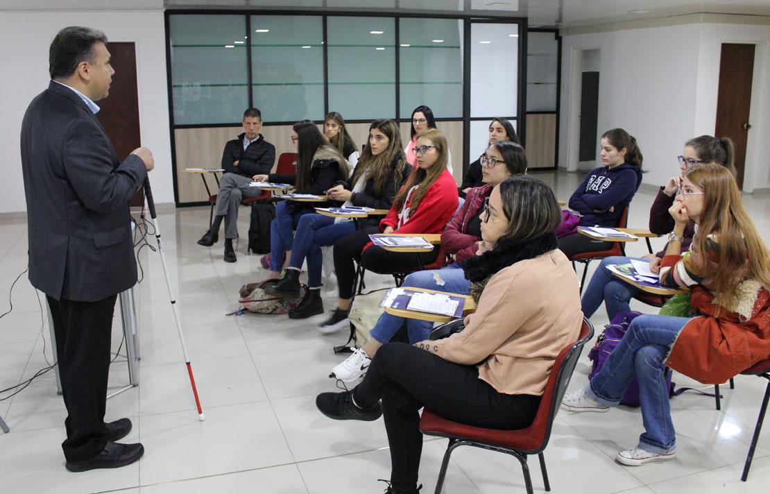 Fotografía, Carlos parra Dussan en el Centro cultural del INCI