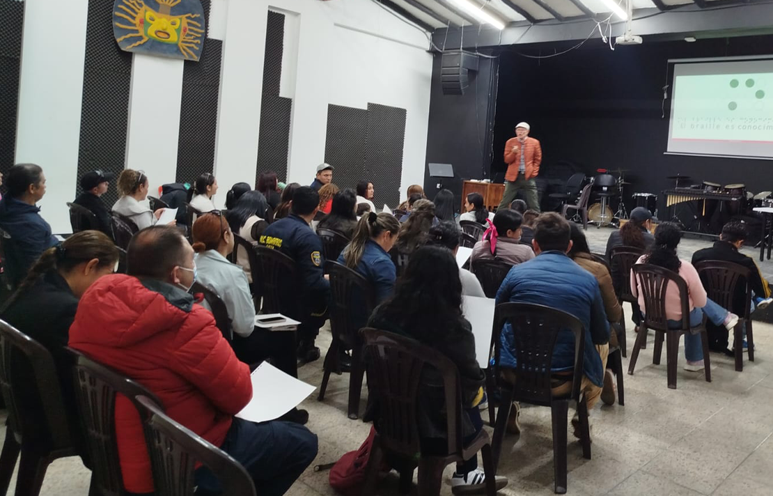 Taller de sensibilización y formación en el sistema de lectura y escritura Braille. dictado por el INCI, en articulación con la Alcaldía de Cota, Cundinamarca.