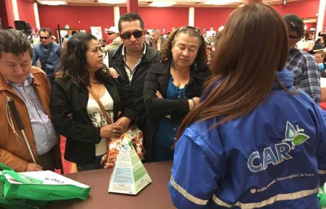 Estand de la Corporación Autónoma Regional en la celebración del cumpleaños 62 del inci
