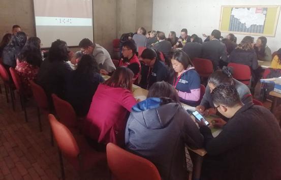 Fotografía, Trabajadores de la biblioteca el tintal en el taller