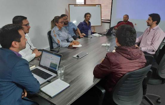Fotografía, Personal del INCI junto al equipo de a universidad Cooperativa