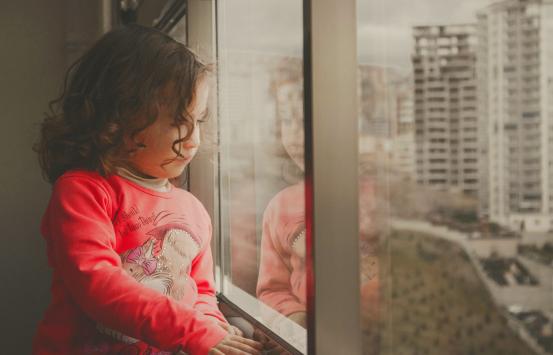 Fotografía, Niña en casa