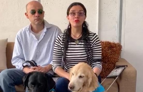 Fotografía, Luisa moreno junto a su esposo