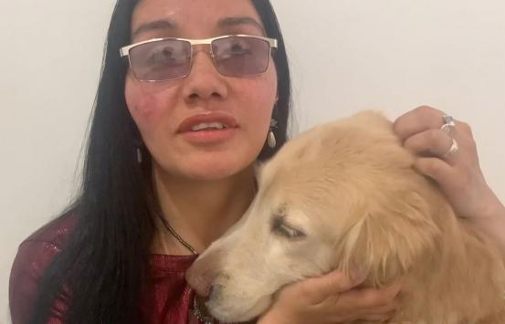 fotografía, Luisa moreno con su perro lazarillo