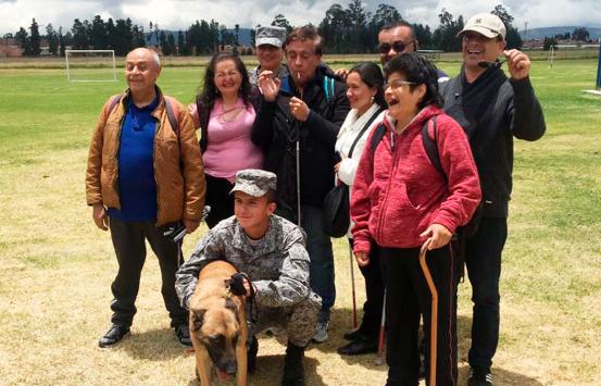 Fotografía, Personas con discapacidad reunidas