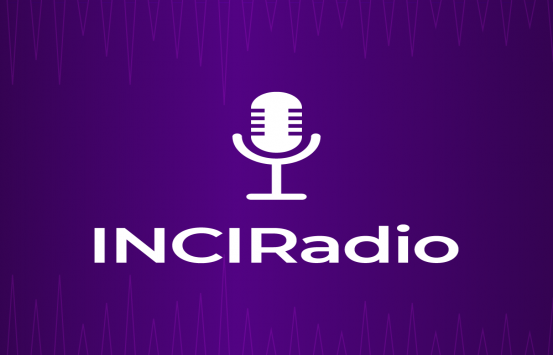 imagen logo inciradio, sobre un fondo morado en blanco aparece un micrófono abajo de este INCIRadio