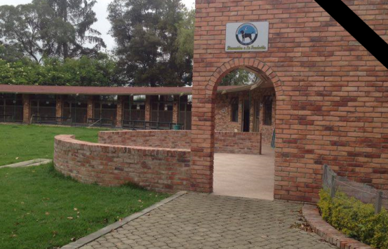Fachada de la Fundación Vishnú del Cypres
