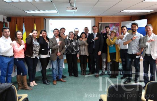 Fotografía de funcionarios del INCI y la CAR