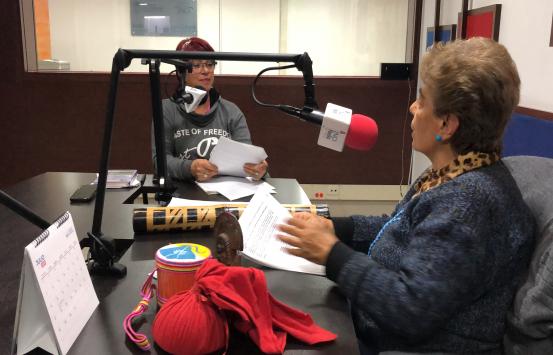 Usted tiene la palabra En cabina realizando el programa